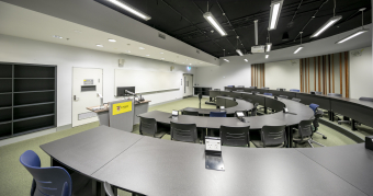 K-E12-105 - UNSW Business School 105 K-E12-105 - UNSW Business School 105